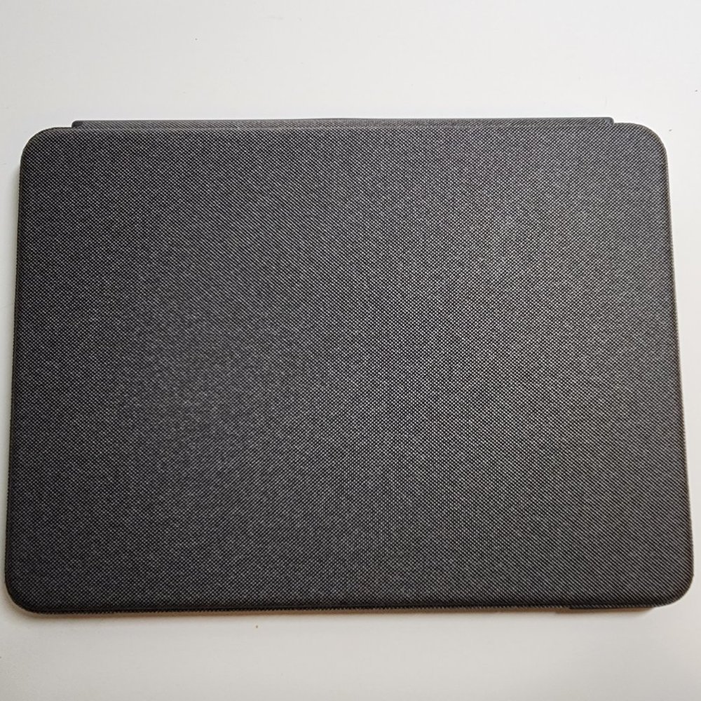 Logitech Black Tablet Keyboard - Picture 4 of 6
